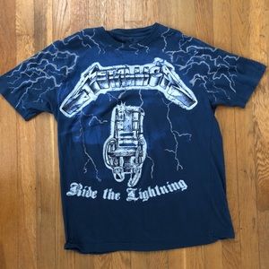 Metallica Ride the Lightning Graphic Tee Size XL